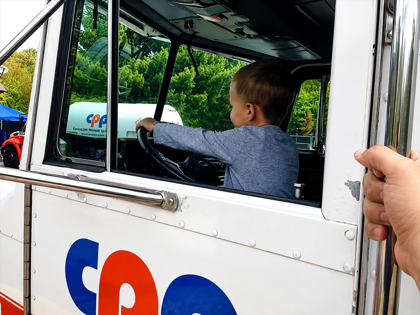 Connecticut Propane team member on the job
